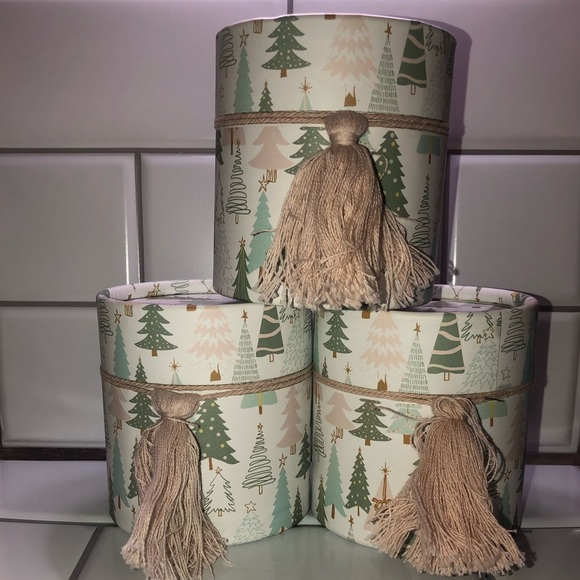 3 Jar Holiday Candle Set - Picture 4 of 4